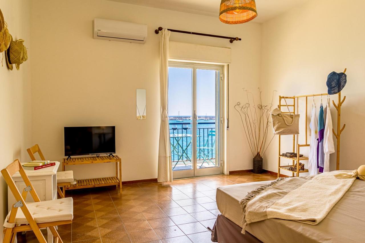Mari Sea Home Giardini-Naxos Exterior foto